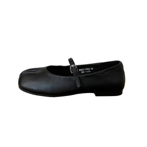 Zapatos de Cuero Vintage Franceses de Primera Calidad para Mujer, Nuevos Zapatos Casuales Planos con Suela Suave y Versátiles, Ideales para Combinar con Vestidos - Product Image 3