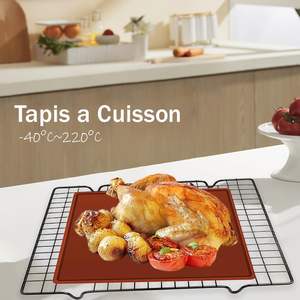 Jante de <span class=keywords><strong>tapis</strong></span> de cuisson génoise en <span class=keywords><strong>silicone</strong></span> flexible conçue sur mesure pour les outils de cuisson au four à rouler, y compris les moules de coupe pour la cuisson - Product Image 4