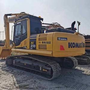 Excavatrice hydraulique sur chenilles Komatsu PC210 d'occasion de 21 tonnes de haute qualité, presque neuve, pour les projets de construction - Product Image 3