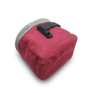 Portable Pet Feeding Bag Foldable Oxford Cloth Dog Treat Waist Bag Rose <b>Red</b> 13.5x8.5x12.5cm Polyester <b>Material</b> - Product Image 2