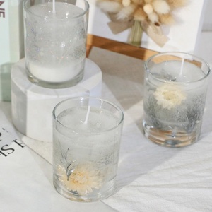 Velas Aromáticas de Lujo Xiangnan con Flores Secas en Botellas de Vidrio - Regalo para el Día de la Madre, Larga Duración de 3 a 5 Años, Sin Olor Excesivo - Product Image 4