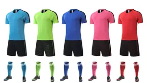 Neuer Trend hochwertige polyester reversibles Fußballtrikot ohne Logo individuelles Fußballtrikot-Set