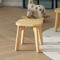 Tabouret en bois OEM ODM pour les crèches et les garderies, utilisation en chambre, mobilier durable pour la petite enfance