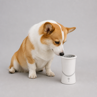 YAOYUE Lave-pattes électrique pour animaux de compagnie, tasse de nettoyage des pattes rechargeable 1500 mAh, brosse de massage en silicone à bouton unique, nettoyeur de pattes pour chien