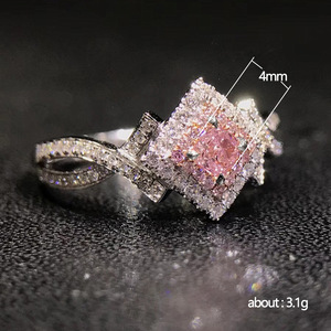 Anello con Design a Croce Intrecciata, Stile Creativo per Donne - Product Image 5