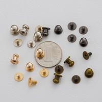 Logo personnalisé écologique couleur tête ronde vissée bouton en métal rivet vis goujons pour les techniques de placage du cuir