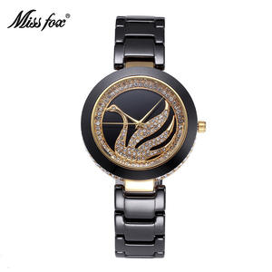 Reloj de Cerámica de Alta Gama Personalizado 2026, con Diamantes Grabados en Forma de Cisne, Ultrafino, Apto para Damas, Resistente al Agua, Estilo Casual - Product Image 1