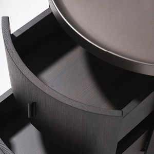Comodino Rotondo Minimalista Italiano in Legno Massello Affumicato, Tavolino da Notte Moderno Creativo Stile Poliform - Product Image 2