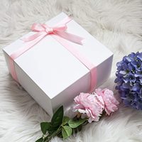 Nouvelle boîte cadeau pliable en carton blanc recyclable avec impression personnalisée, papier d'art et pelliculage mat pour bougies et parfums