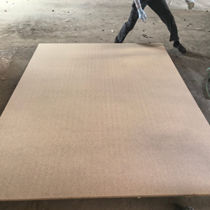 4x8 FT Raw Plain Hmr Aglomerado Tablero de partículas sin recubrimiento Flakeboard para muebles de gabinete - Product Image 1