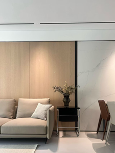 Armario Empotrado Minimalista con Puerta Invisible, <span class=keywords><strong>de</strong></span> Piso <span class=keywords><strong>a</strong></span> <span class=keywords><strong>Techo</strong></span>, con Área <span class=keywords><strong>de</strong></span> Colgado y Almacenamiento en Cajones - Product Image 5