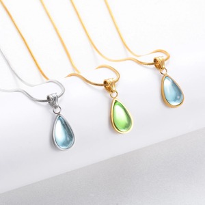 Elegante Collar con Colgante de Gota de Agua Transparente de Acero Inoxidable para Mujer, Cadena de Espina de Serpiente en Color Plata/Oro, Gargantilla de Metal - Product Image 6