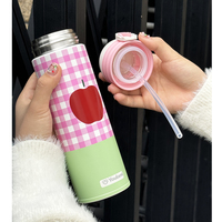 Gourde isotherme portable à double paille au design de dessin animé, de grande valeur, pour garçons et filles, avec couvercle, idéale pour l'école et le camping