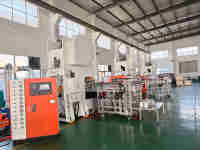 Chaîne de production haute vitesse LK-T63 pour machine de fabrication de barquettes alimentaires en aluminium à paroi ondulée à 3 cavités