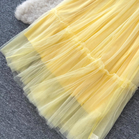 Ensemble 2 pièces pour femmes, haut en camisole smocké d'été et jupe midi en tulle à volants taille haute, tenues décontractées pour le travail