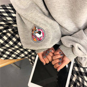 Nuevo Conjunto de Dos Piezas de Sudadera Estilo Coreano Holgado con Doble Capucha, Diseño de <span class=keywords><strong>Lobo</strong></span> Salvaje, Estilo Hong Kong, para Parejas - Product Image 4