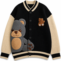 Unisex Knopfleisten-Strickjacke, Niedliche Bären-Patchwork-Strickjacke, OEM/ODM Individuelles Logo & Großhandel Unterstützt