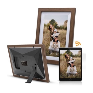 กรอบรูปดิจิตอล Frameo ขนาด 10.1 นิ้ว พร้อม WiFi, กรอบรูปดิจิตอลอัจฉริยะ ความจุ 32GB, แชร์รูปภาพและวิดีโอได้ง่ายผ่านแอป FRAMEO (กรอบไม้) - Product Image 1