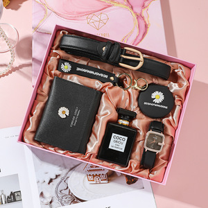 Phụ Nữ S Bộ Quà Tặng Quà Tặng Sang Trọng Nhỏ Daisy Phụ Nữ Thạch Anh Đồng Hồ Vành Đai Ví Và Khác Kết Hợp Bộ Cô Gái Quà Tặng Thiết Lập Với Hộp - Product Image 2