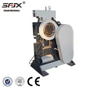 Mini poinçonneuse mécanique de ferronnier de tôles hydrauliques multifonctionnelles et machine de cisaillement - Product Image 1