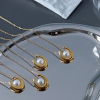 Charmes délicats en forme de U pour femmes, en acier inoxydable, sublimation, plaqué or 18 carats, pendentifs en perles pour collier