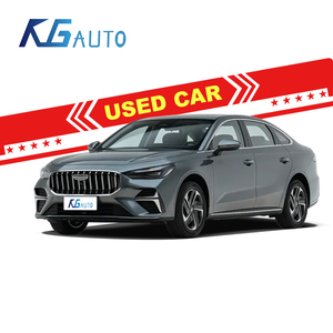 Geely Emgrand 2024, 4.ª Generación, Sedán Compacto Usado, 1.5L CVT Gasolina, 5 Asientos, Volante a la Izquierda, Segunda Mano - Exportación de Stock de China - Product Image 2