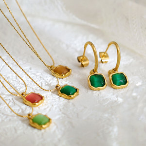 Conjuntos de Joyería de Moda para Mujer, Collar y Pulsera de Acero Inoxidable Hipoalergénico con Baño de Oro PVD de 14k y 18k, Resistentes al Deslustre - Product Image 1