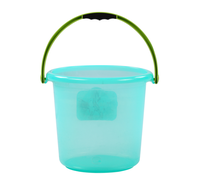 Seau d'alimentation pour veau de 8 L avec poignée en plastique, tétine rouge et tuyau à valve bleue pour l'alimentation des jeunes bovins en élevage