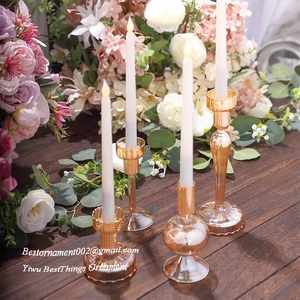 Lot de 4 bougeoirs ouragan coniques en verre cristal doré avec tubes de cheminée cylindriques hauts - Product Image 4