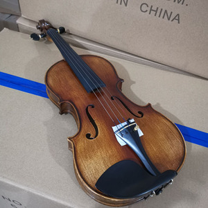Violon en bois massif pour étudiants, vente chaude d'usine, avec chevilles en ébène, <span class=keywords><strong>prix</strong></span> bas - Product Image 2