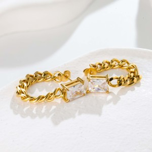 1 Par de Aretes Cuadrados de Acero Inoxidable con Baño de Oro de 18K y Circonita - Diseño Asimétrico, Modernos y Versátiles para Fiestas - Product Image 5