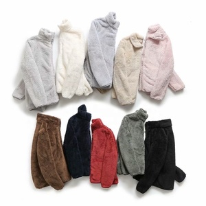 2023 nueva llegada de moda Unisex chaqueta de lana a prueba de viento personalizada invierno suave cálido bordado Logo peso pesado hombres Sudadera con capucha abrigo - Product Image 2