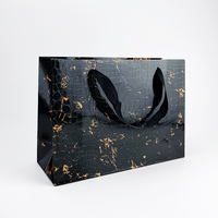 Vente en gros emballage personnalisé impression LOGO sac à provisions en papier à texture crocodile pour vêtements de mode