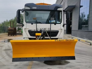 Système de déneigement tout-en-un avec économie d'énergie de 30 %, moteur SINOTRUK Shacman - Product Image 2