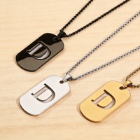 Collier pendentif carré minimaliste personnalisé A-Z ajouré avec 26 lettres, bijou tendance en acier inoxydable, cadeau