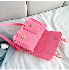 Couleurs personnalisées feutre cadeau sac filles dame fronde messager sacs à main nouvelle mode petit carré couleur bonbon femmes polyester sac fermeture éclair - Product Image 6
