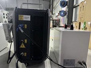 เครื่องเชื่อมไฟเบอร์เลเซอร์แบบมือถือ 3kW มัลติฟังก์ชั่น พร้อมระบบระบายความร้อนด้วยอากาศ สำหรับเชื่อมท่อ - Product Image 2