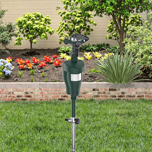 เครื่องไ<span class=keywords><strong>ล</strong></span>่สัตว์และไฝด้วยค<span class=keywords><strong>ล</strong></span>ื่<span class=keywords><strong>น</strong></span>อัลตร้าโซนิคที่ใช้พ<span class=keywords><strong>ล</strong></span>ังงา<span class=keywords><strong>น</strong></span>แสงอาทิตย์ - Product Image 1