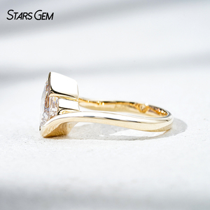 แหวนเพชรทรงแอสเชอร์ 4 กะรัต ทองคำขาว 14k จาก Starsgem ประดับเพชรเพาะเลี้ยงเจ็ดเม็ด ดีไซน์แบบ Eternity Solitaire - Product Image 3