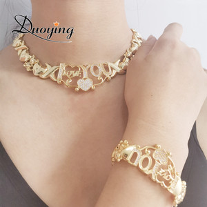 Herz Charme Brief Halsreif vergoldet Hochzeit Zirkon Braut Halskette Ich liebe dich Benutzer definierter Name XOXO Halskette Schmuck Set für Geschenk - Product Image 2