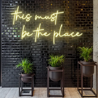 Panneau néon personnalisé LED « Félicitations » – Décoration murale lumineuse pour fête d'anniversaire – Bannière murale personnalisée – Tableau lumineux d'intérieur – Cadeau