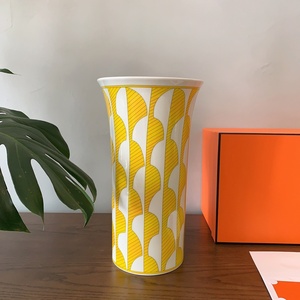 Vase en céramique écologique de luxe motif tournesol, design Europe-Amérique, peinture sous glaçure moderne, décoration maison et jardin, cadeau - Product Image 4