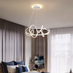 Lámpara LED moderna de anillo entrelazado para sala de estar: Eleva tu decoración del hogar Lámpara LED elegante con anillos trenzados - Product Image 4