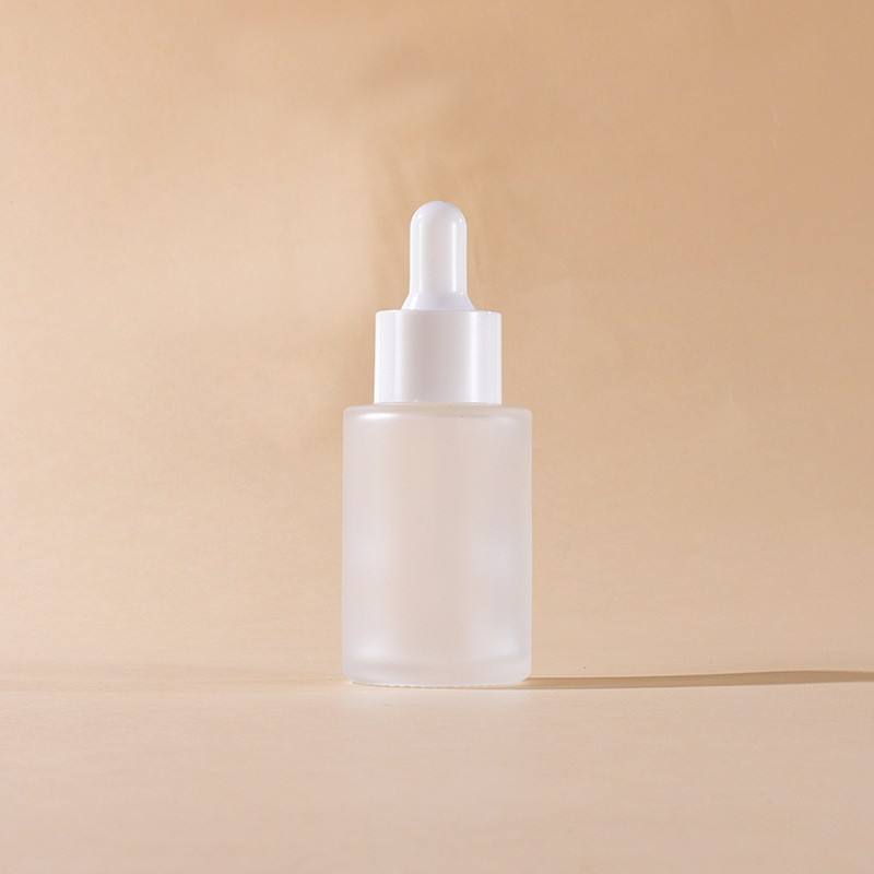 frost bottle with white dropper