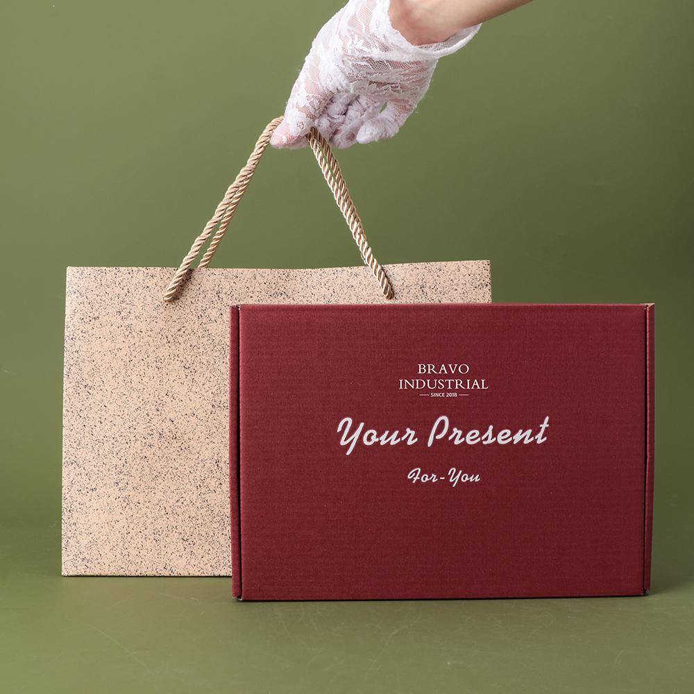 Customized Light Luxury Rigid Cardboard Gift Paper Box Packaging Set Elegant Base and Lid Paper Bag Perfume Products