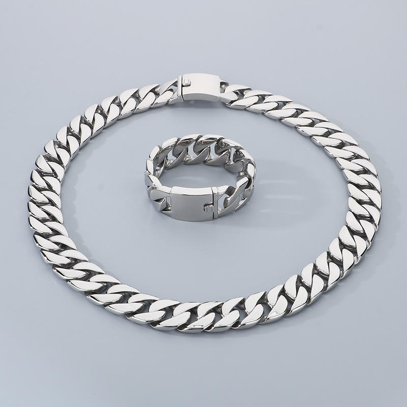 เหล็กสีมันวาว