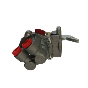 Pompe de levage de <span class=keywords><strong>carburant</strong></span> 2641A063 pour pièces de rechange de tracteur Massey Ferguson - Product Image 1