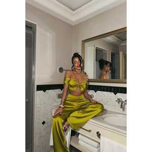 Conjunto de Traje de Pantalón Verde Oliva para Mujer - Product Image 5