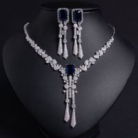 Set Perhiasan Gaun Pengantin Bunga Zirkon Berlian Mewah dengan Rumbai, Aksesoris Kalung dan Anting Pengantin Sederhana untuk Wanita