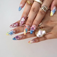 Faux ongles à presser pour vacances à la plage, motif floral, dégradé bleu-jaune, fleur 3D, coquillage métallique, motif dauphin, strass colorés et décoration de perles
